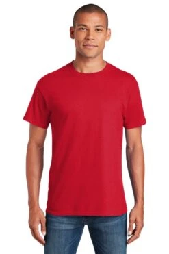 Gildan® Softstyle® T-Shirt 31 Gildan® Softstyle® T-Shirt -Gildan T-Shirts Shop 64000 red model front