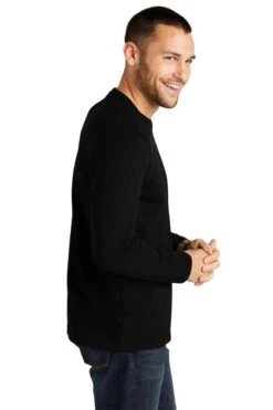 District® Re-Tee® Long Sleeve T-Shirt -Gildan T-Shirts Shop dt8003 black model side