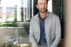 Cutter & Buck® Stealth Hybrid Full Zip Jacket - Men -Gildan T-Shirts Shop gray model