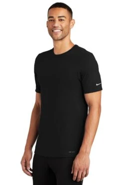 Nike Dri-FIT Cotton/Poly Tee - Men -Gildan T-Shirts Shop nkbq5231 black model 3q 012019