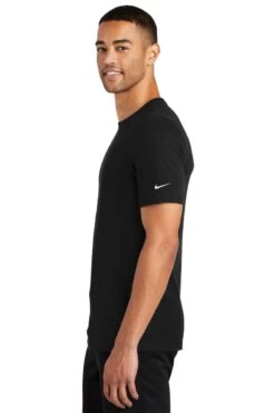 Nike Dri-FIT Cotton/Poly Tee - Men -Gildan T-Shirts Shop nkbq5231 black model side