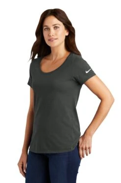 Nike Dri-FIT Cotton/Poly Scoop Neck Tee - Women -Gildan T-Shirts Shop nkbq5234 anthracite model 3q