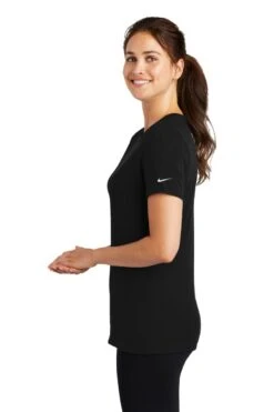 Nike Dri-FIT Cotton/Poly Scoop Neck Tee - Women -Gildan T-Shirts Shop nkbq5234 black model side