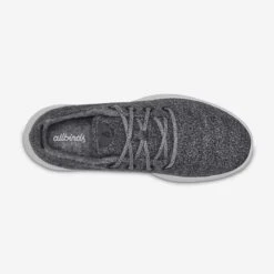 Allbirds Wool Runners Sneaker - Women -Gildan T-Shirts Shop top natural grey